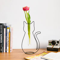 balvi-cat-silhouette-vase-chat-noir-pipette-verre image 3