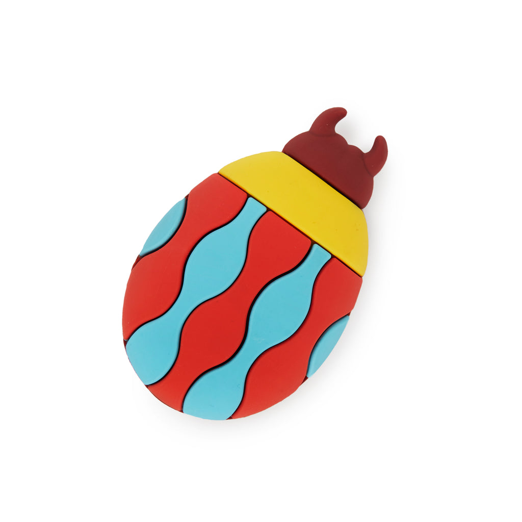 balvi-kitchen-table-the-beetles-d-capsuleur-scarab-e image 1