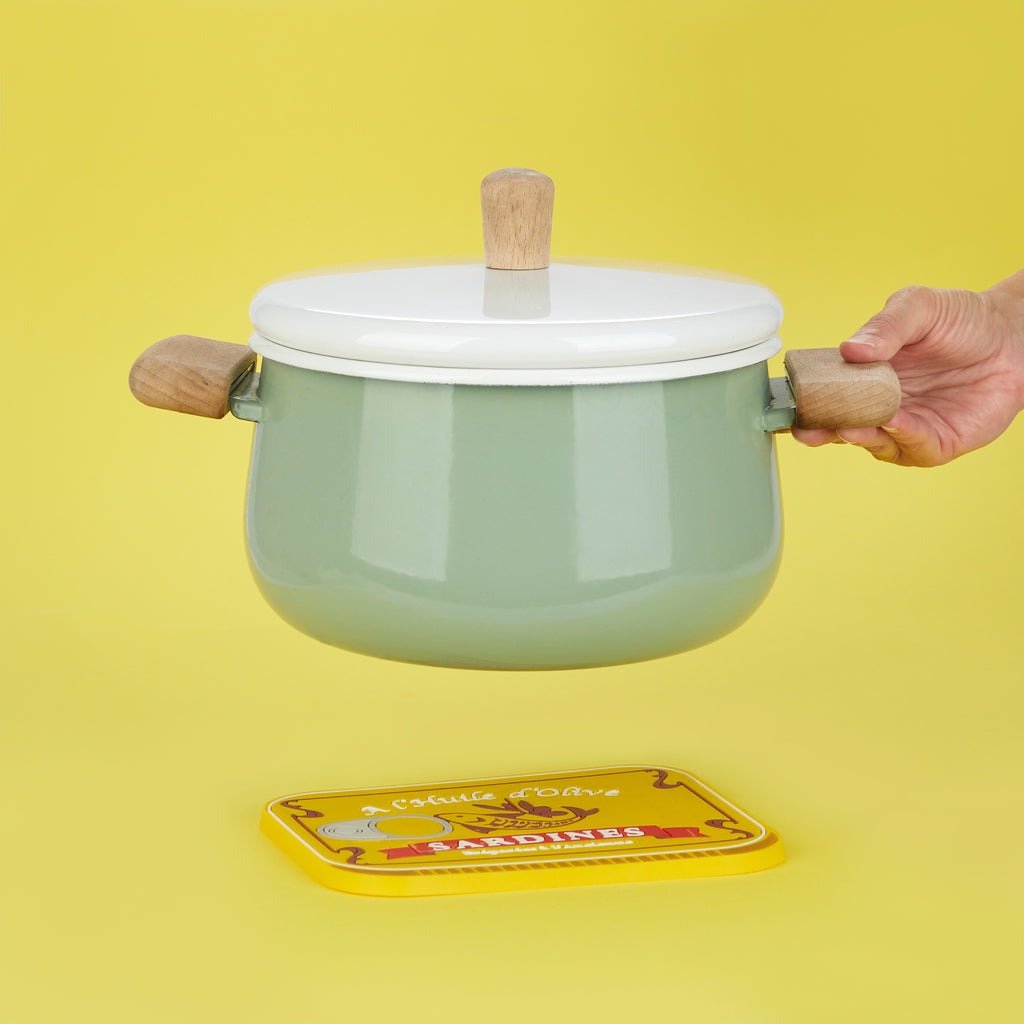 balvi-kitchen-table-sardines-dessous-de-plat-sardine-jaune image 2