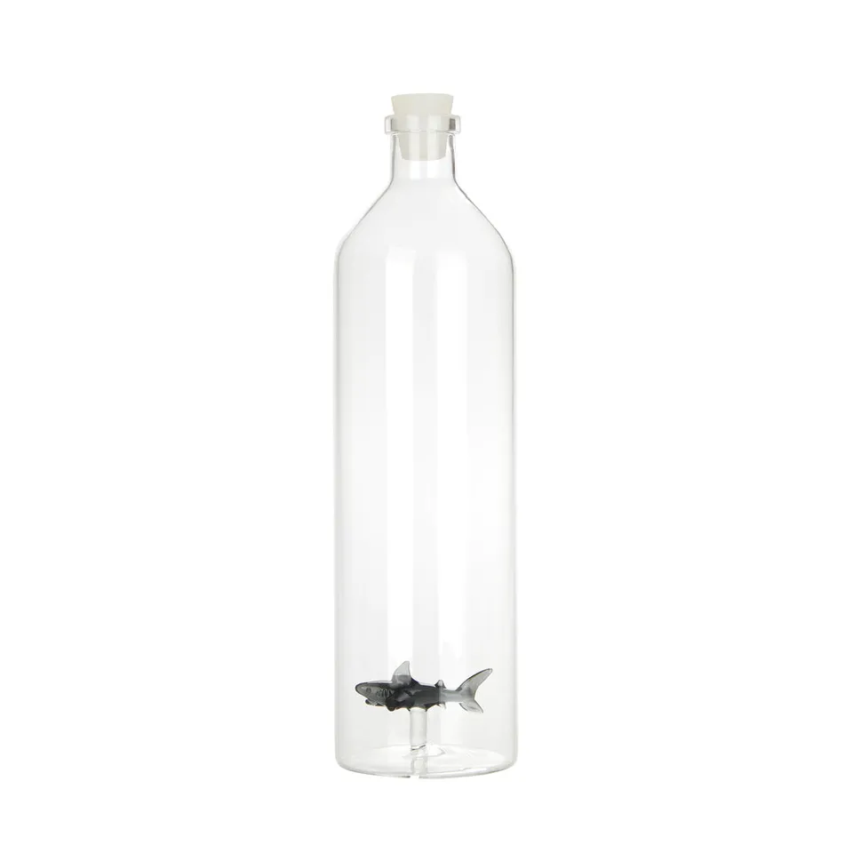 balvi-atlantis-shark-bouteille-verre-requin image 1