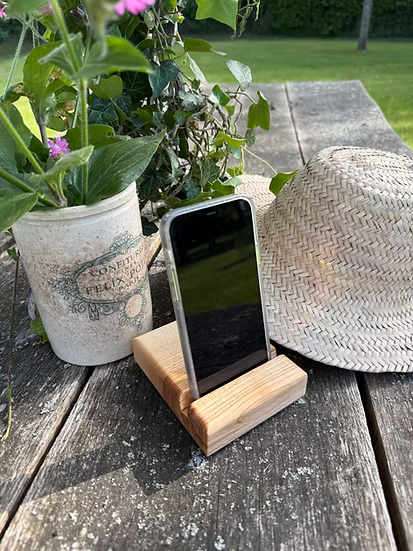 br-t-support-t-l-phone-tablette-fr-ne-massif-artisanal image 1