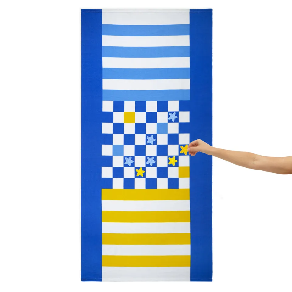 balvi-checkers-serviette-plage-jeu-dames-bleue image 1