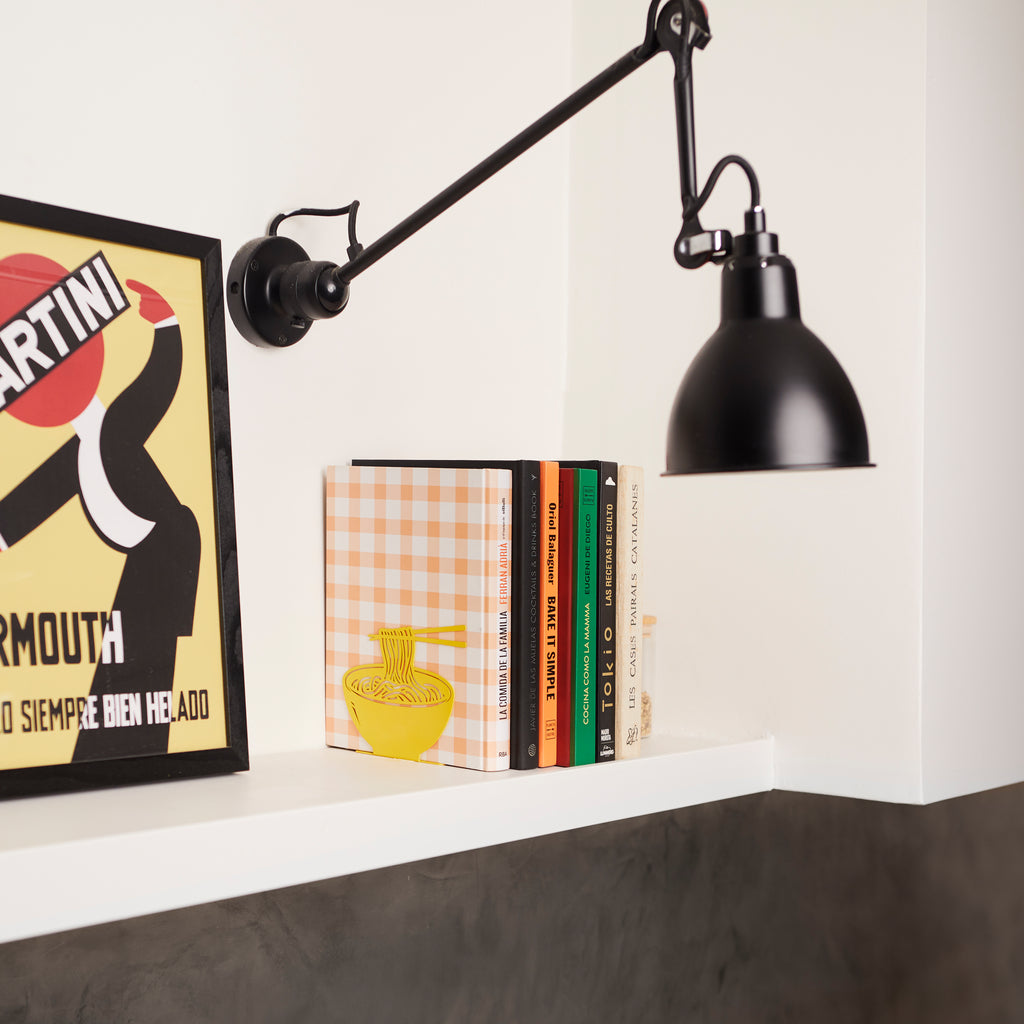 balvi-desk-ramen-bookend-serre-livres-m-tal-jaune image 3