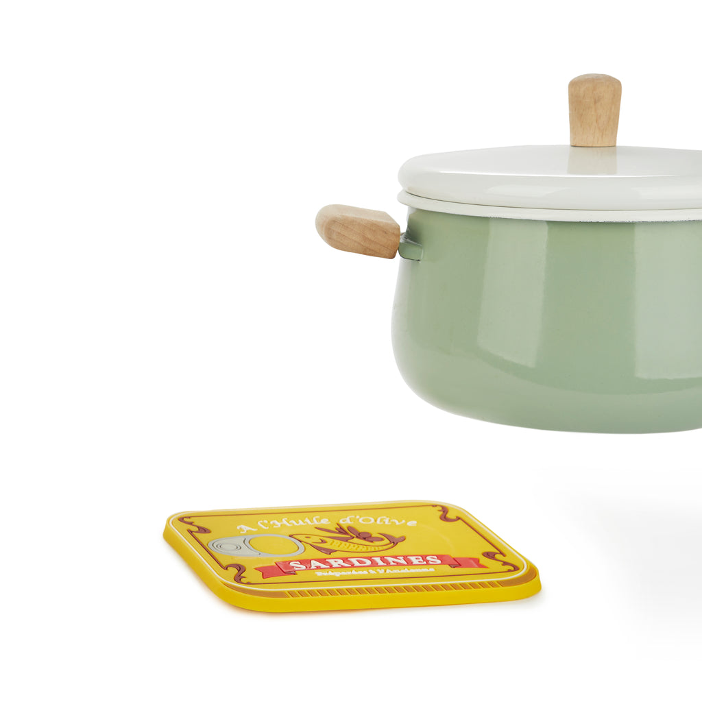 balvi-kitchen-table-sardines-dessous-de-plat-sardine-jaune image 4