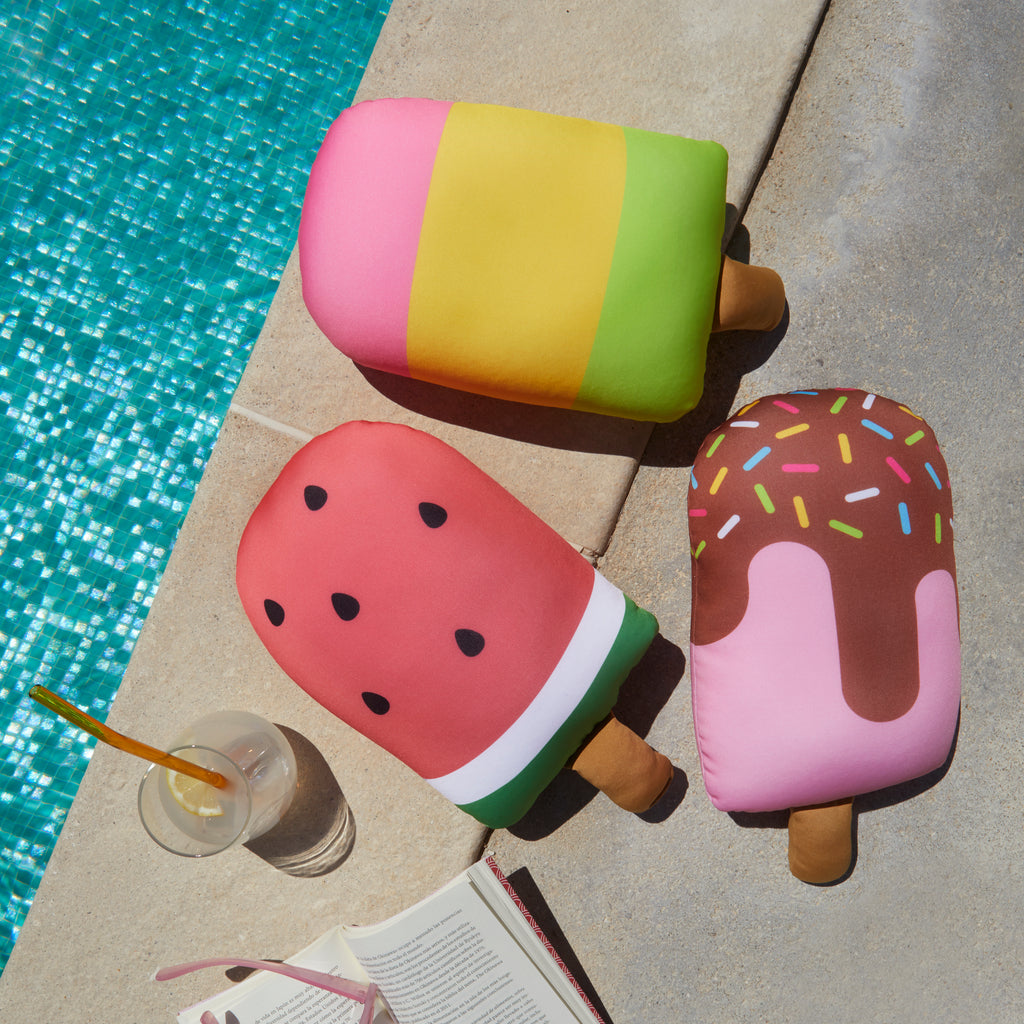balvi-home-decor-sprinkles-coussin-plage-glace-rose-polyester image 6