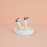 balvi-home-decor-happy-legs-porte-bague-r-tro-patin image 2